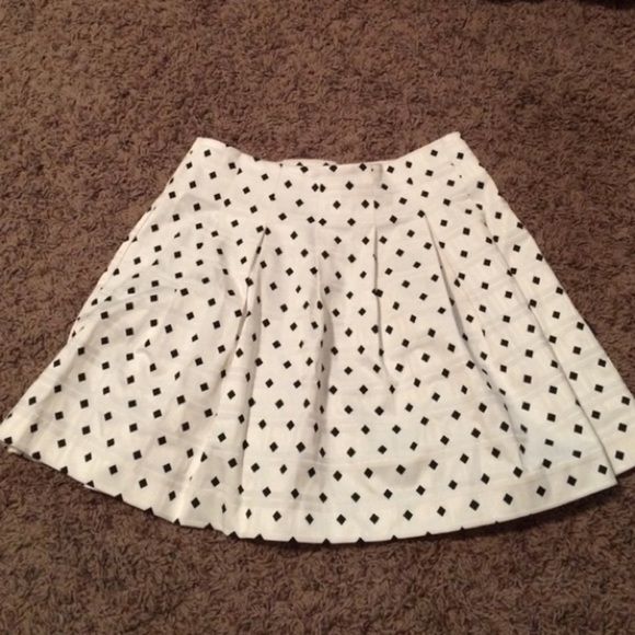 Banana Republic A Line Skirt - Picture 3 of 3